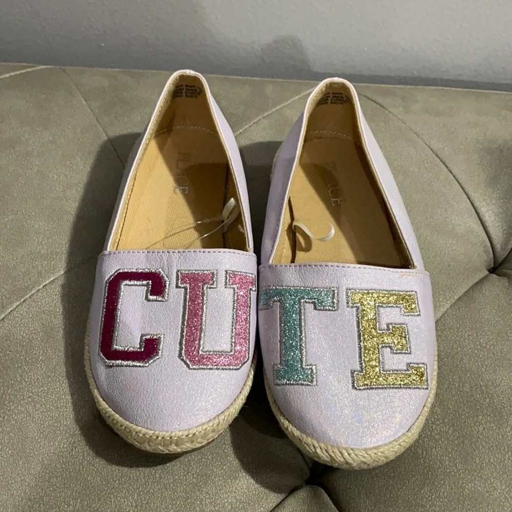 NWOT “CUTE” Flats